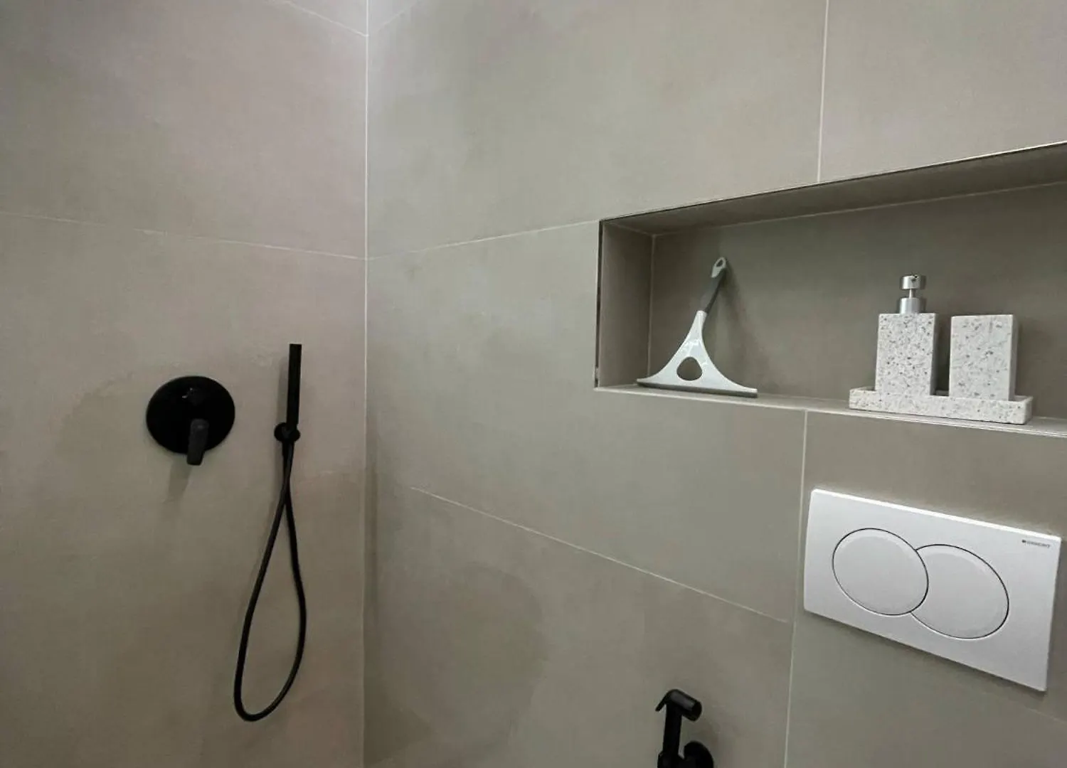 International Sea View Apartment Saranda